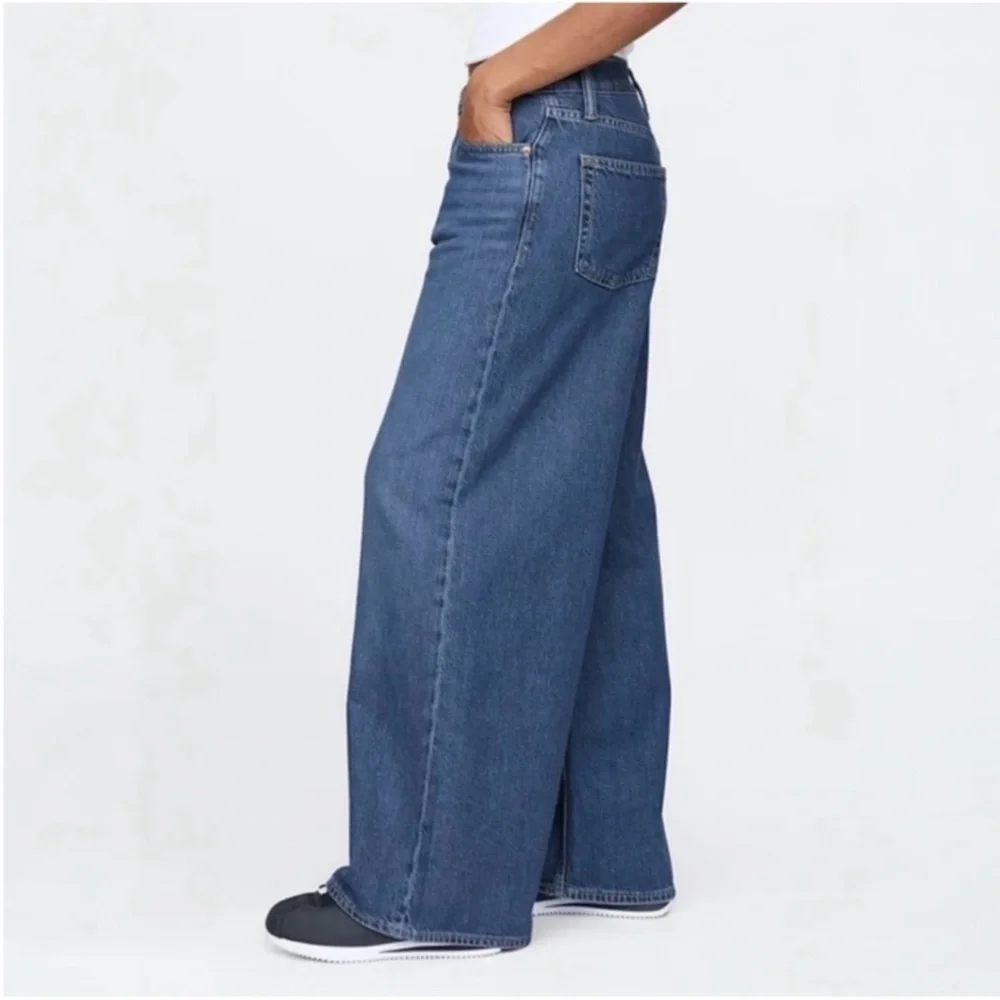 GAP Mid Rise UltraSoft Baggy Jeans NWT 27/4 Regular - Picture 3 of 9